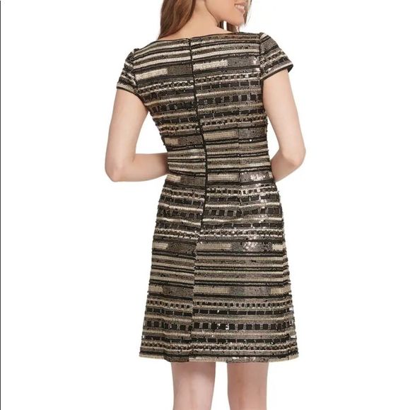 Vince Camuto Beaded Cocktail Dress size 6 - Picture 4 of 14